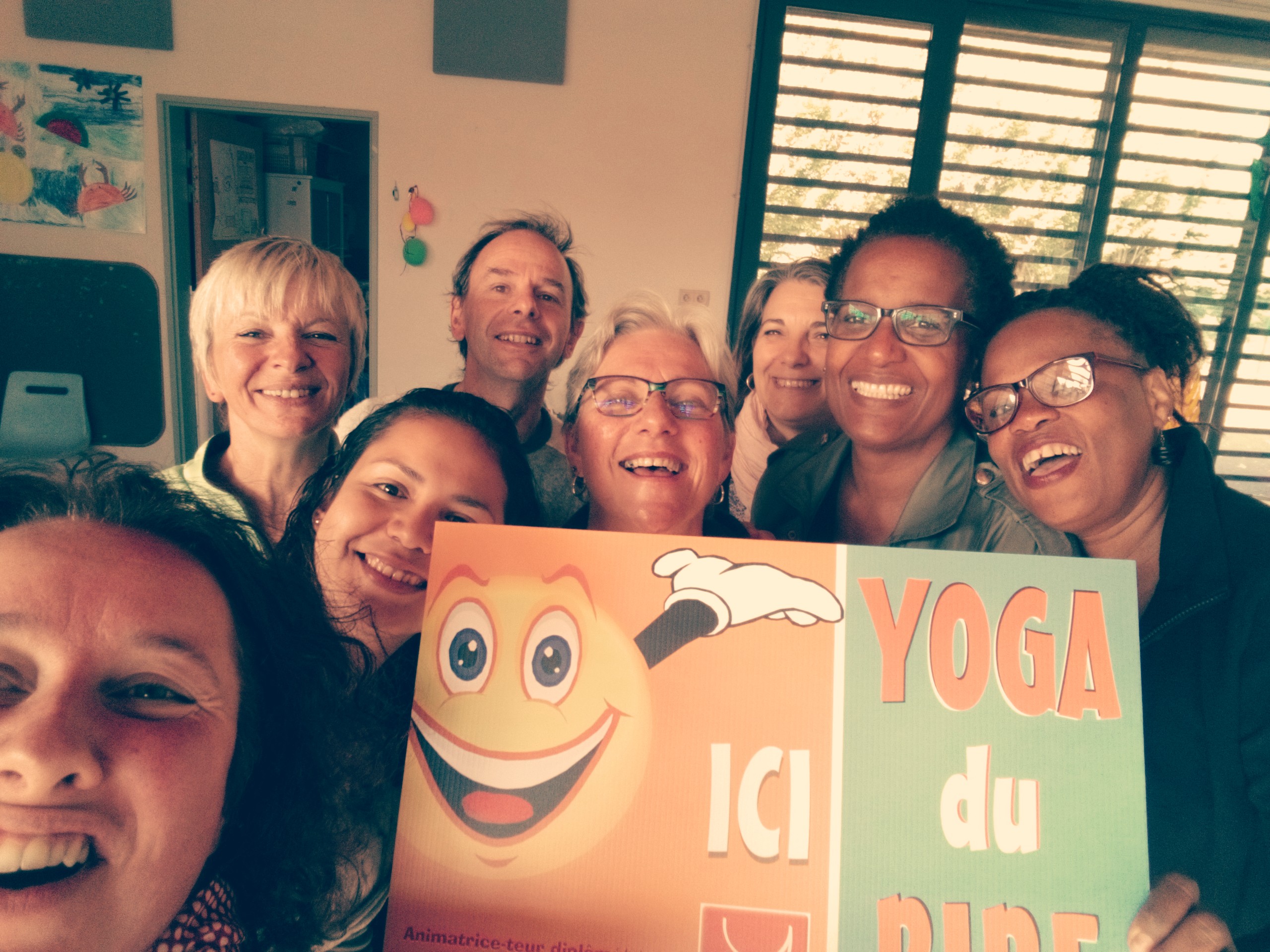 afac-yoga-du-rire-1 Yoga du rire - Dordives Sud Seine et Marne et Loiret